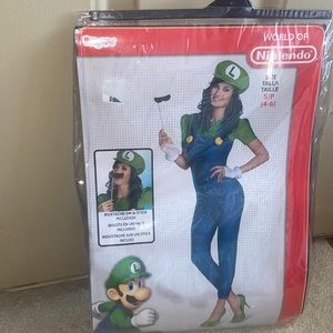 Luigi and Mario Nintendo Small (4-6) costumes